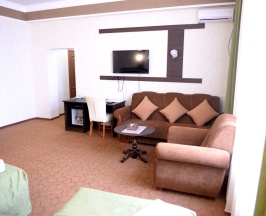 Трёхместный номер Superior в Pride