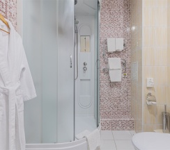Версаль в GRAND HOTEL OKA Premium