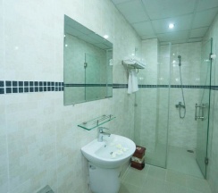 Двухместный номер Standard двуспальная кровать в Hung Thu Hotel