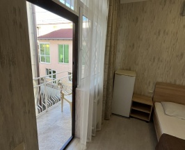 Номер улучшенный комфорт с 1 двуспальной кроватью в ЭльМар