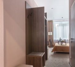Улучшенный двухместный номер с 1 кроватью в Myhotel