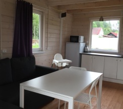 Коттедж с красивым видом из окна в Ежевика