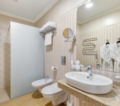 Джуниор сюит с балконом в Лермонт