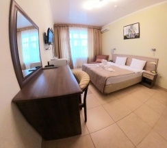 Трехместный номер ALL INCLUSIVE + BAR в Family resort hotel Miloo
