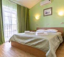 Апартаменты Люкс (Однокомнатный 2-х местный номер c кухней без балкона) в Odeon