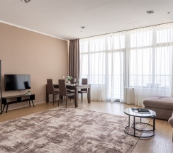 Трехкомнатные улучшенные апартаменты с двумя спальнями (7 этаж) в Real Apartments Sochi