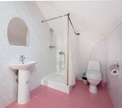 FAMILY Семейный 4-х местный номер без балкона (мансарда) в Ниагара фоллс