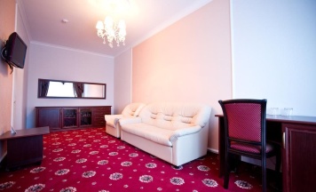 "Люкс" в Business Hotel