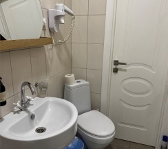 Четырехместный 2-х комнатный с 2-мя ванными комнатами в Zb Hotels Айсберг Саратов