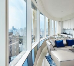 Двухместный люкс Grande Corner двуспальная кровать в Grande Centre Point Sukhumvit 55