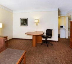 Двухместный люкс (двуспальная кровать) в La Quinta Inn by Wyndham Austin Capitol / Downtown