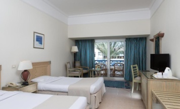 Двухместный номер Standard с видом на море 2 отдельные кровати в Naama Bay Hotel & Resort