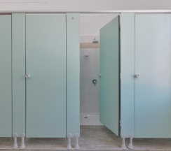 Кровать в общем номере (женский номер) в Caravan Hostel Tel Aviv By Roger Age 18-45