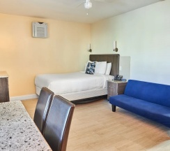 Двухместная студия в Caribbean Resort Suites