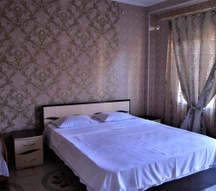 Трёхместный номер Deluxe в Алмаст