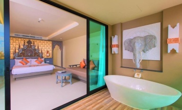 Двухместный номер Deluxe Sea View двуспальная кровать в Maikhao Palm Beach Resort