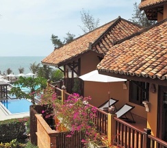 Бунгало с видом на море в Poshanu Resort