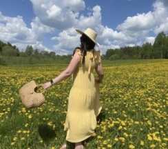 Шестиместный коттедж с 3 комнатами с красивым видом из окна в Купчиха