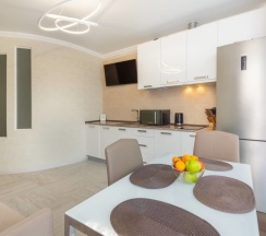 Светлая 1-комн. квартира, 32 кв.м. на 4 человека 10/21 этаж. в Солнечный пляж