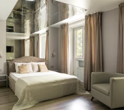 Стандартный номер с двуспальной кроватью в Home Hotel