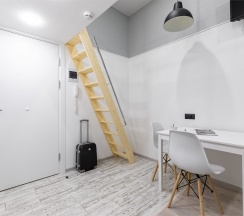 Двухуровневые Апартаменты Комфорт в Port Comfort by the Griboedov