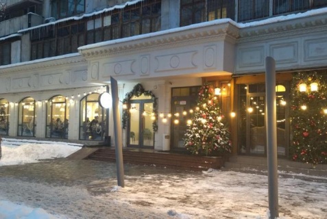 Алматы: Гостевой дом Apartment in a guest house