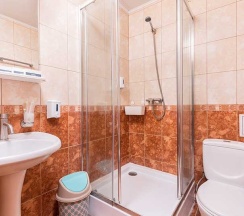 Standard Triple Mansard в Мореми