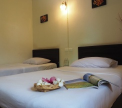 Номер Standard с балконом в Phutawan Kan Resort