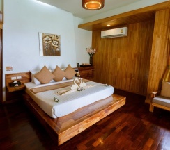 Бунгало Beachfront в Bundhaya Villas Koh Lipe