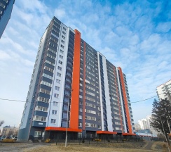 Двухместная студия с балконом двуспальная кровать в Апартаменты Студия Ladgorna на Грушевской 21