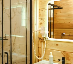 Домик с террасой (1 линия) в Таналтай