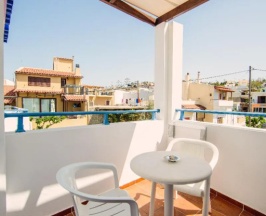 Студия Standard с балконом в Iliana Hotel