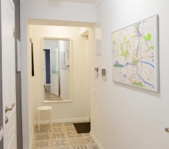 Апартаменты с балконом в Central Apartment