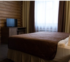 Номер делюкс с 1 двуспальной кроватью в срубе в Таурух