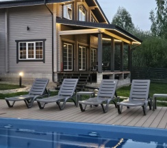 Апартаменты с 4 комнатами с балконом в ЭндорфInn