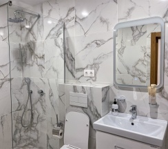 Люкс двухкомнатный в Мореин