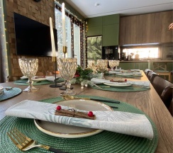 Needles Friends в Needles