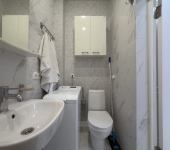 Комфорт №10 с балконом в Анита