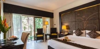 Чонг Тале: Курортный отель Amora Beach Resort Phuket