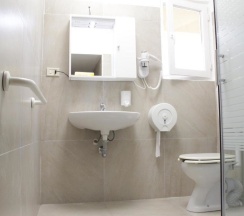 Трёхместный номер Standard в Hotel America