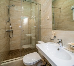 Двухместный Стандарт "Мансарда" в Blue Marlin Hotel