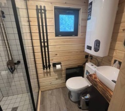 Трёхместный номер Standard с красивым видом из окна в Lahtanpera