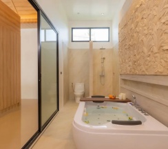 Номер Grand в Dhevan Dara Resort & Spa