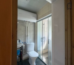 Семейный коттедж с красивым видом из окна в Ригола