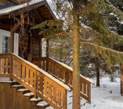 Дом охотника в Мариинские избы