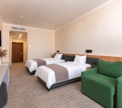 СТАНДАРТ ПЛЮС С ВИДОМ НА ГОРОД в Grand Yan Hotel