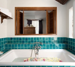 Бунгало Deluxe с балконом в Курортный отель The Fair House Beach Resort & Hotel