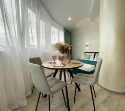 Студия Мансарда в Море