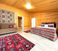 Трехкомнатный улучшенный комфорт с видом на горы | 3 этаж в Hayat Haus