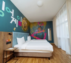 2-х местный в блоке с балконом и видом на горы в Ays Design Hotel